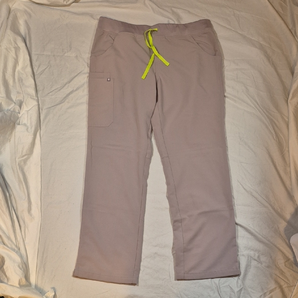 L/T-R Slate, Kade Style FIGS Scrub Pants